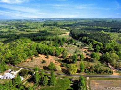 Gorgeous Island Creek Reservoir unrestricted waterfront land - photo 27