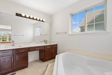 Wake up to peaceful water views in this exceptional 4-bedroom - photo 14