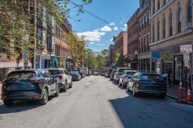 Introducing Unit 307 at 10 Exchange Street aEUR* set on one of