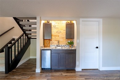 Newly updated lakefront home in Four Seasons with Brand New Roof - photo 36