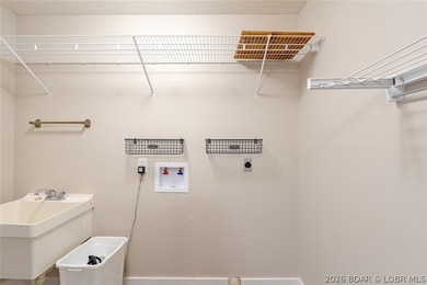 Newly updated lakefront home in Four Seasons with Brand New Roof - photo 38