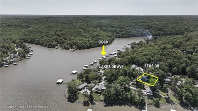 Take a look at this beautiful 4-bedroom, 2-bath home at the Lake - photo 2