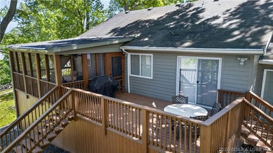Take a look at this beautiful 4-bedroom, 2-bath home at the Lake - photo 9