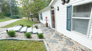 Welcome to your lakefront retreat! This super cute, updated 4 - photo 8
