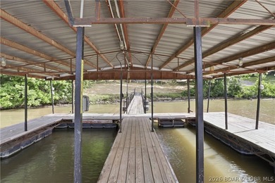 Adorable Lakefront Retreat/Newly Remodeled in 2026 at the 66MM - photo 3