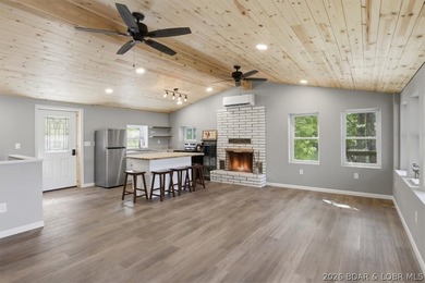 Adorable Lakefront Retreat/Newly Remodeled in 2026 at the 66MM - photo 10