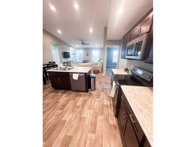 If you've been looking for a clean, move-in ready place that's - photo 15