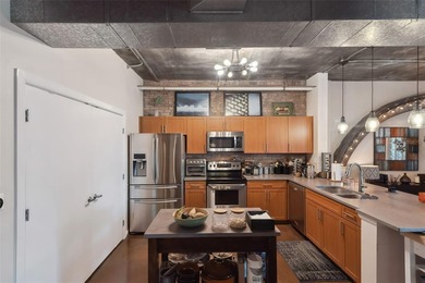 Seller to contribute towards Buyer's closing costs

10