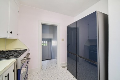 This charming duplex sits on a large lot with a privacy fenced - photo 16