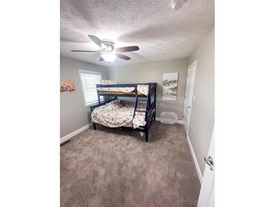 If you've been looking for a clean, move-in ready place that's - photo 26