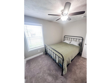 If you've been looking for a clean, move-in ready place that's - photo 28