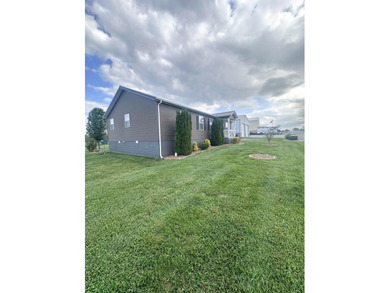 If you've been looking for a clean, move-in ready place that's - photo 33