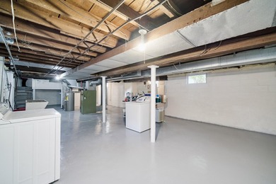 This charming duplex sits on a large lot with a privacy fenced - photo 37