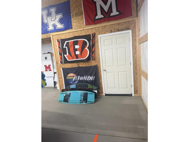 If you've been looking for a clean, move-in ready place that's - photo 42