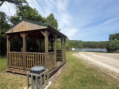 2.84 acres of gentle/flat, very buildable, lakefront land on the - photo 3