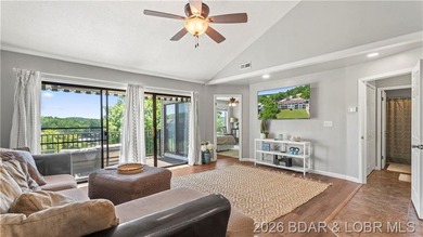 Enjoy lake living with comfort, convenience, and investment - photo 2