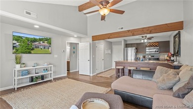 Enjoy lake living with comfort, convenience, and investment - photo 4