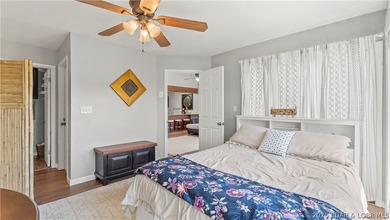 Enjoy lake living with comfort, convenience, and investment - photo 10