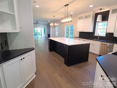 CHECK OUT THE LANDSCAPING CONCEPTS! Ask your agent about a - photo 9