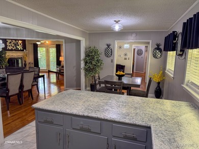 Live your best life in this beautifully appointed home! Roof and - photo 10