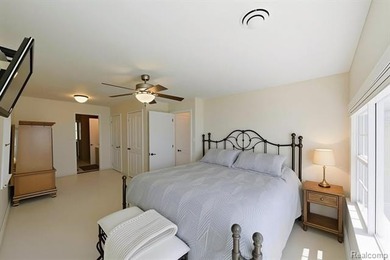 Perfectly positioned along the soft, sandy shoreline of - photo 15