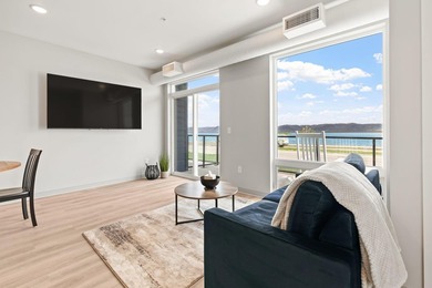 Whether you're looking for an investment property, weekend - photo 8