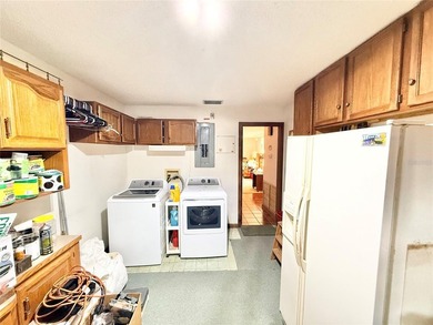 Virtually Staged. ** Seller requests Highest & Best deadline - photo 24
