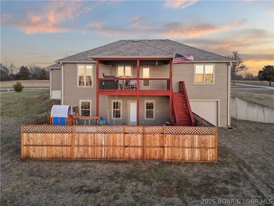 Experience lakefront living in this well-appointed 3-bedroom - photo 5