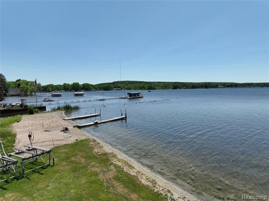 Perfectly positioned along the soft, sandy shoreline of - photo 27