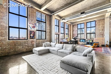 Originally a pre-war industrial space, this one-of-a-kind 2 - photo 3