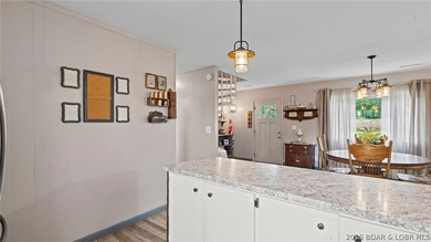 Beautiful 3-bedroom, 2-bath home located right in the heart of - photo 7