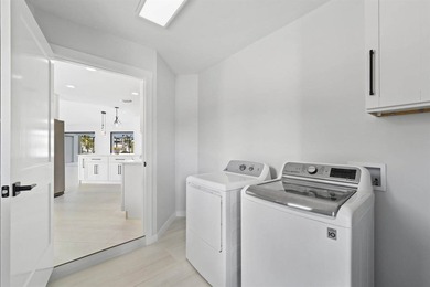 Beautifully renovated waterfront home in Beau Rivage with ocean - photo 23