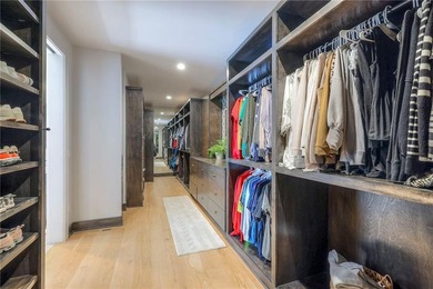 Recently lowered to 2,300,000 Million with an appraisal of 2,995 - photo 27