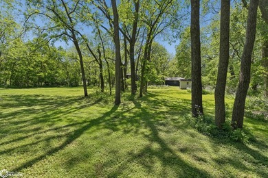 Tucked among the trees in Ventura Heights, this charming - photo 29