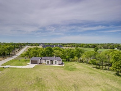 Luxury Estate Opportunity. Private Lake Views. Guest House + - photo 32