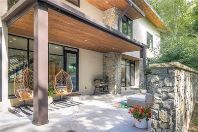 Recently lowered to 2,300,000 Million with an appraisal of 2,995 - photo 49