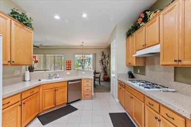 Welcome to Corte Del Oro in the Esplanade community of La Quinta - photo 11