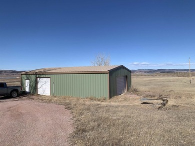 UNIQUE 17-SIDED LAKEVIEW HOME. Situated on 5 acres on the south - photo 4