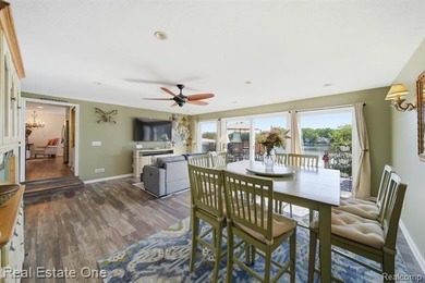 Beautifully updated Woodland Lake home where you can enjoy - photo 14