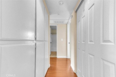 This light-filled, tastefully upgraded condo in Pasadena offers - photo 15