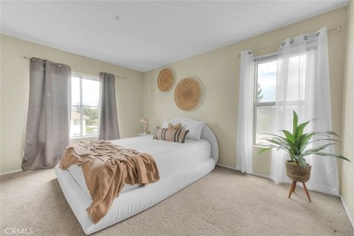 This light-filled, tastefully upgraded condo in Pasadena offers - photo 16