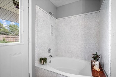 Welcome to 10946 Birdwood Circle in Corpus Christi, Texas. This - photo 17