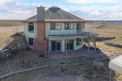 UNIQUE 17-SIDED LAKEVIEW HOME. Situated on 5 acres on the south - photo 7