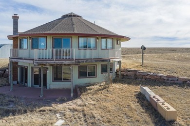 UNIQUE 17-SIDED LAKEVIEW HOME. Situated on 5 acres on the south - photo 8