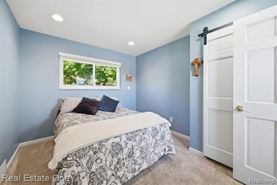 Beautifully updated Woodland Lake home where you can enjoy - photo 18