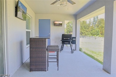Welcome to your Southwest Florida paradise! Nestled in the - photo 21