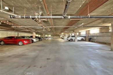 This light-filled, tastefully upgraded condo in Pasadena offers - photo 26
