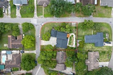 Welcome to 10946 Birdwood Circle in Corpus Christi, Texas. This - photo 30