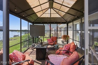 Beautifully updated Woodland Lake home where you can enjoy - photo 32