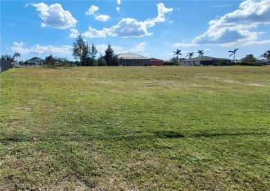 Cape Coral Lakes Area Lot For Sale in Cape Coral Florida